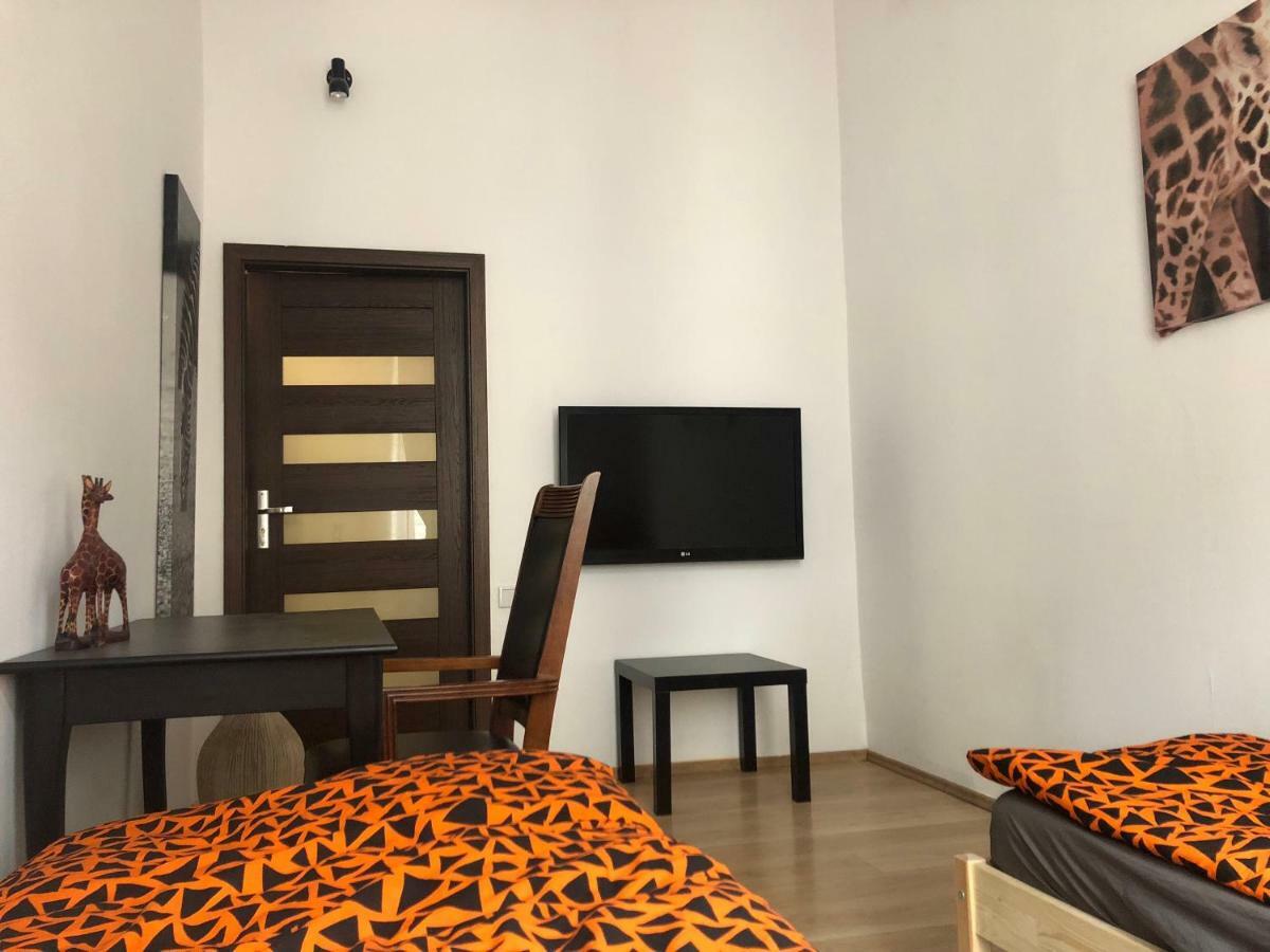 Glamour Apartment Florianska 32 Krakow Exterior photo