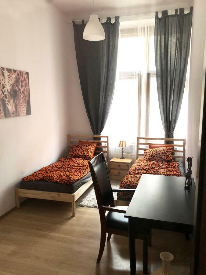 Glamour Apartment Florianska 32 Krakow Exterior photo